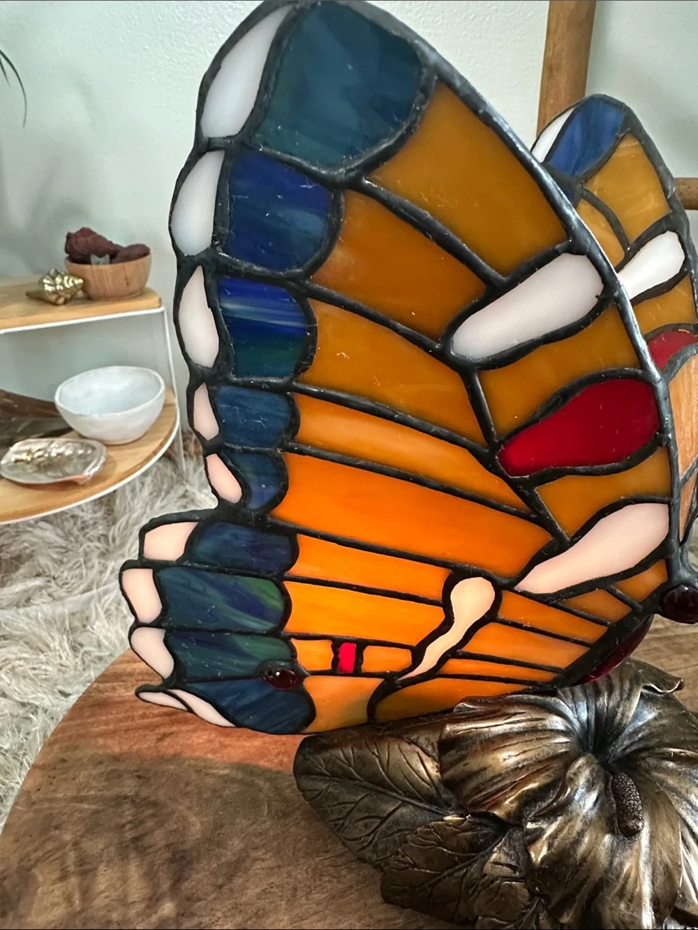 Tiffany Style‎ Stained Glass Butterfly On Flower Night Light Table Lamp Works